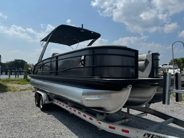 Slide: The Image of Barletta Lusso 25UCA 2025 - 5