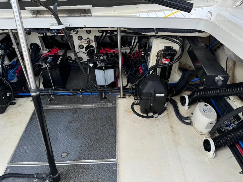 Slide: The Image of Formula 310 Bowrider OB 2019 - 54
