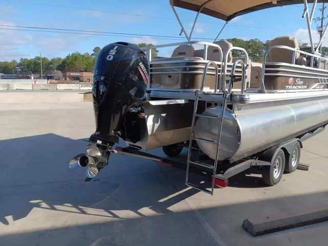 Slide: The Image of Sun Tracker SUNTRACKER SPORTFISH 22 XP3 W/150HP 2023 - 5