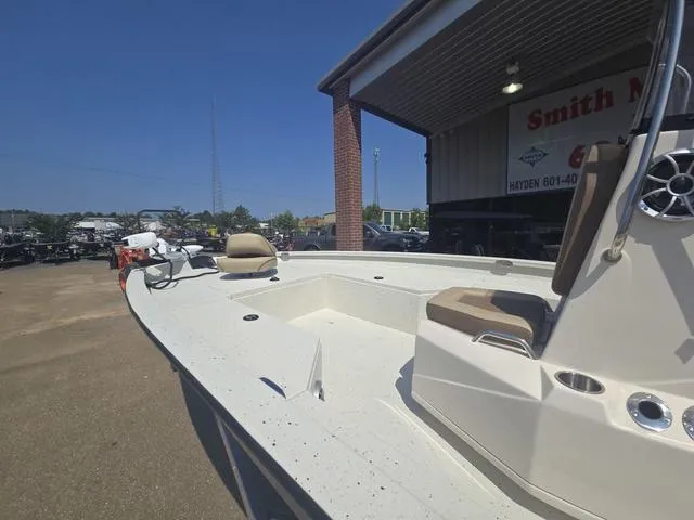 Slide: The Image of Xpress H22 2025 - 6