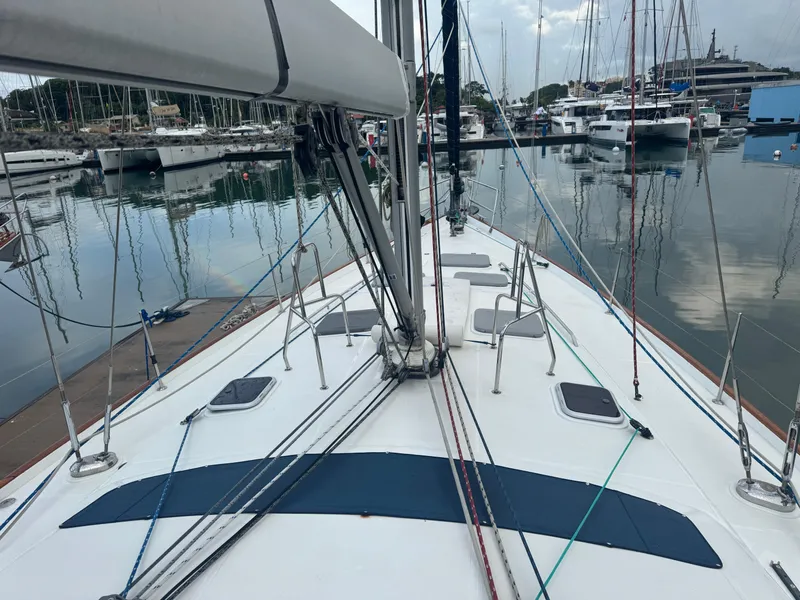 Slide: The Image of 2005 Beneteau 523 Oceanis sailboat docked in marina, view from deck. - 31