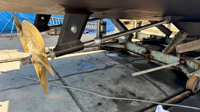 Slide: The Image of Grand Motor Yacht 2004 - 55