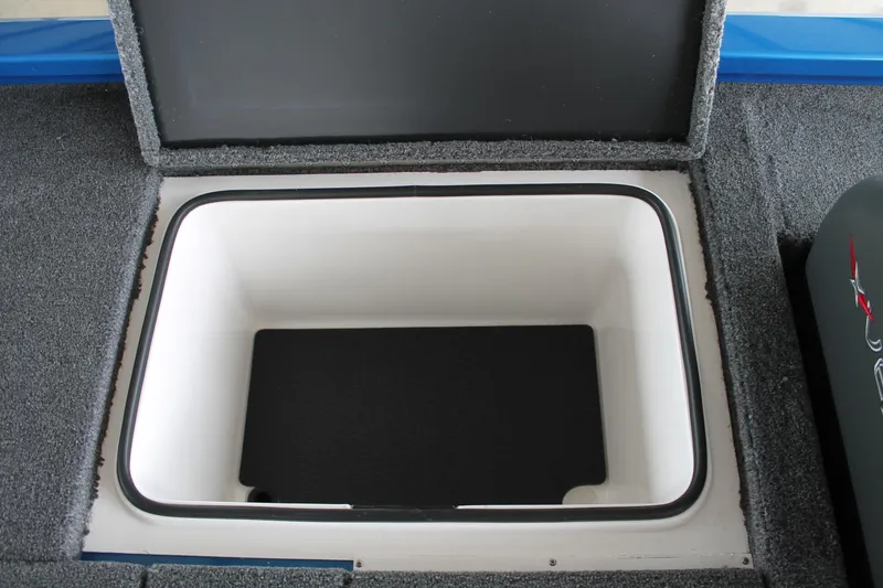 Slide: The Image of Vexus AVX1880 2025 - 13