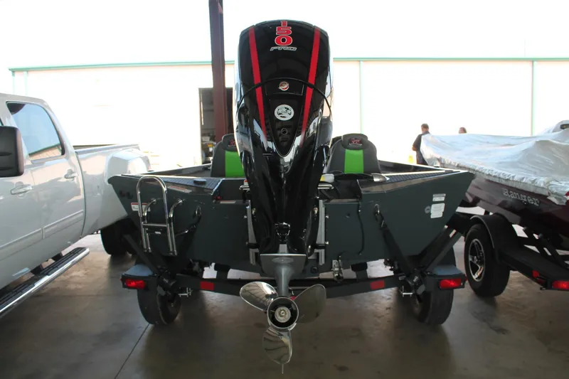 Slide: The Image of Ranger RT198P 2024 - 13