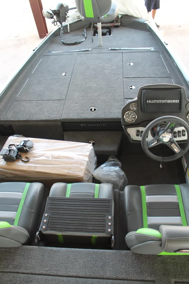 Slide: The Image of Ranger RT198P 2024 - 15