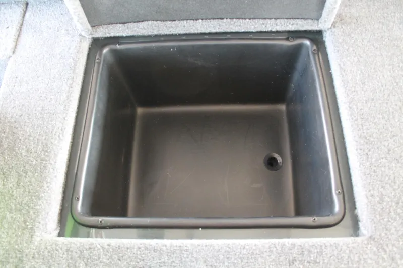 Slide: The Image of Ranger RT198P 2024 - 18