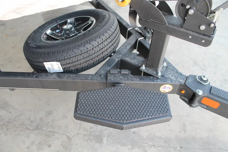 Slide: The Image of Ranger RT198P 2024 - 19