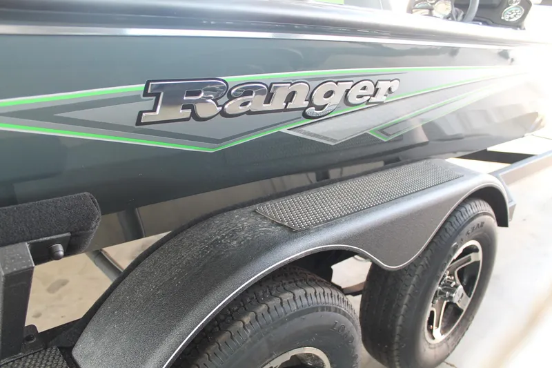 Slide: The Image of Ranger RT198P 2024 - 3