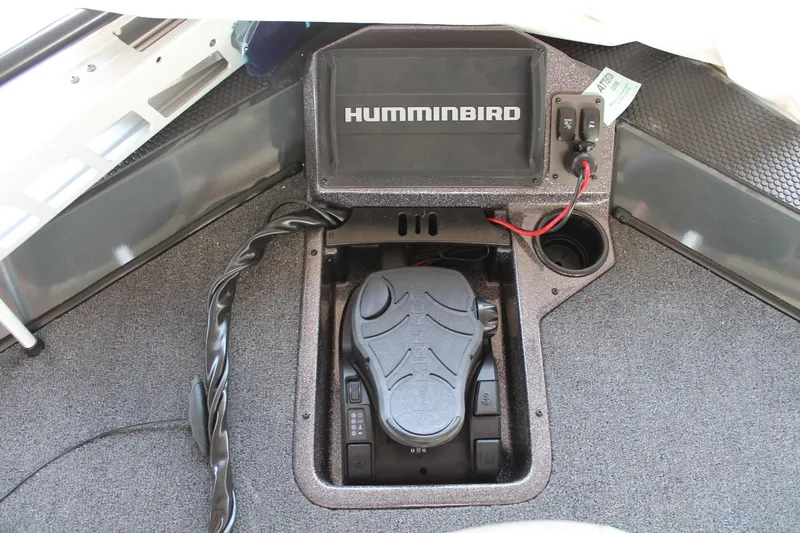 Slide: The Image of Ranger RT198P 2024 - 5