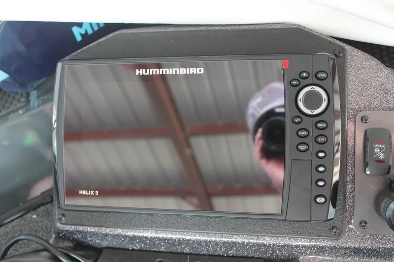 Slide: The Image of Ranger RT198P 2024 - 7