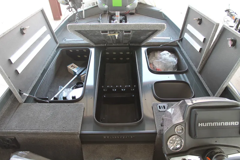 Slide: The Image of Ranger RT198P 2024 - 8