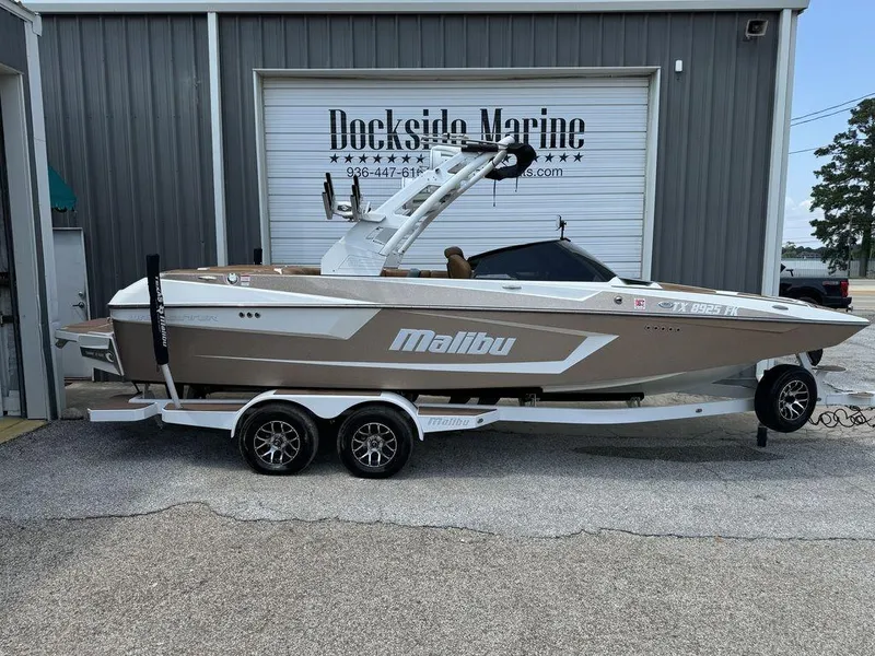 The Image of Malibu Wakesetter 23 MXZ 2020 - 0