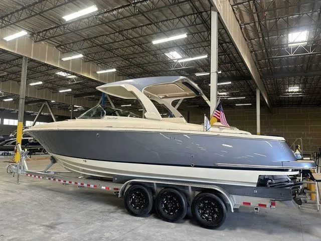 The Image of Chris-Craft Launch 31 GT 2025 - 1