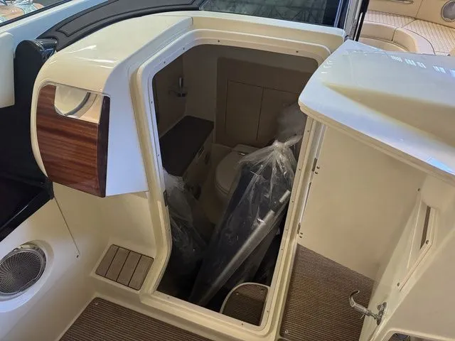 Slide: The Image of Chris-Craft Launch 31 GT 2025 - 17