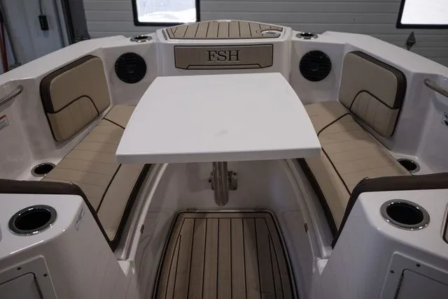 Slide: The Image of Yamaha 222 FSH Sport E 2025 - 11