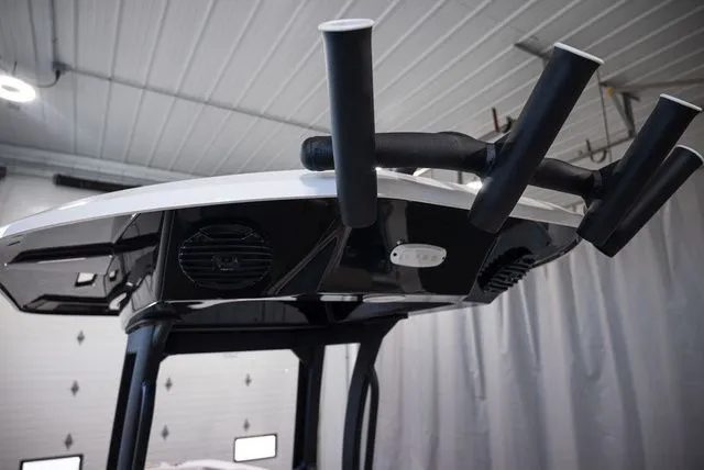 Slide: The Image of Yamaha 222 FSH Sport E 2025 - 21