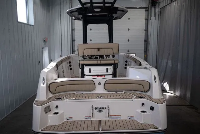 Slide: The Image of Yamaha 222 FSH Sport E 2025 - 5