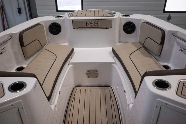 Slide: The Image of Yamaha 222 FSH Sport E 2025 - 9