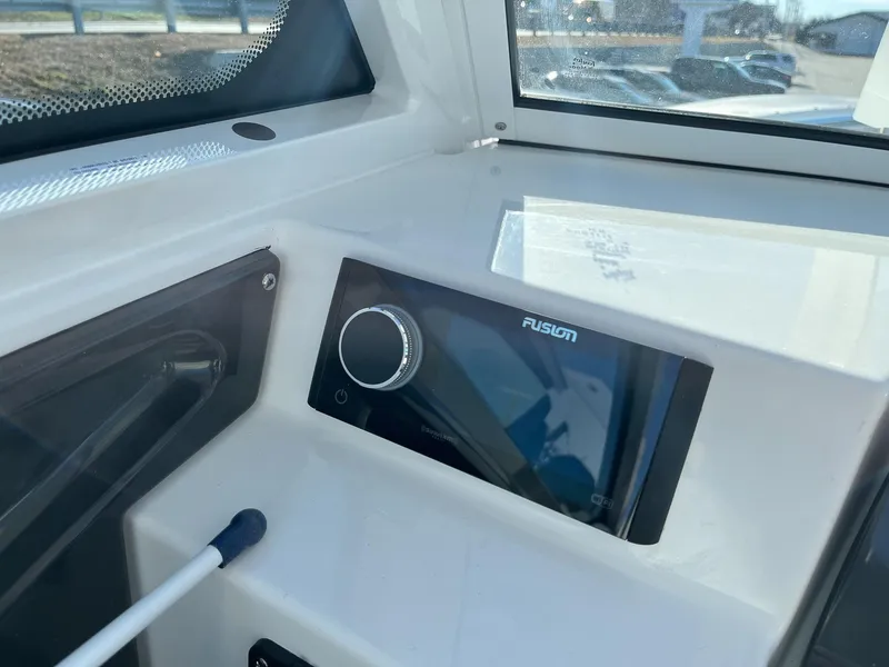 Slide: The Image of Blackfin 272 DC 2023 - 9