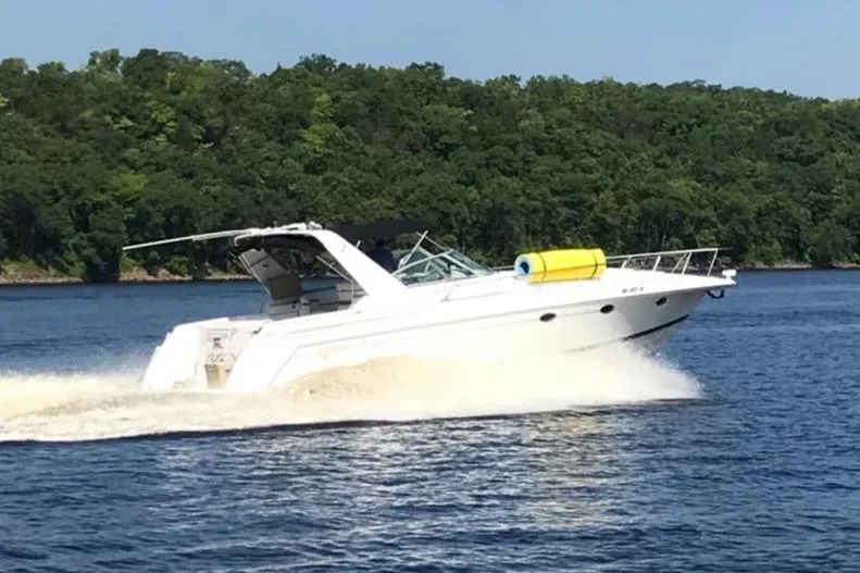 Slide: The Image of Formula 41 Performance Cruiser 1999 - 57