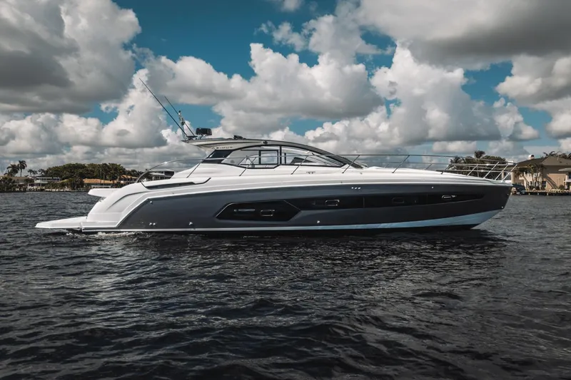 Slide: The Image of Azimut Atlantis 45 2025 - 42