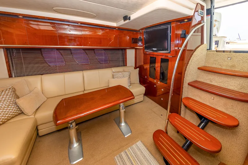 Slide: The Image of Salon - 24