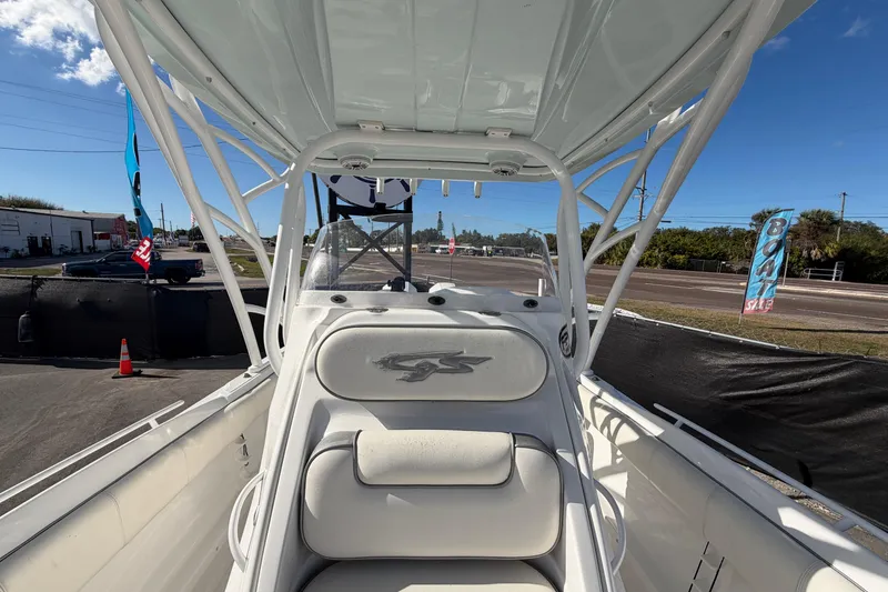 Slide: The Image of 2021 Glasstream 280 SCX boat interior with seating, displayed outdoors. - 72