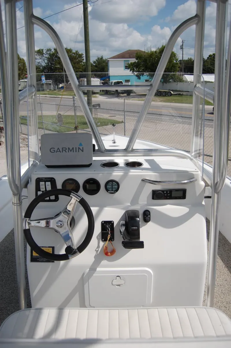 Slide: The Image of 2004 Cape Horn Cape Bay boat console with Garmin navigation system. - 15