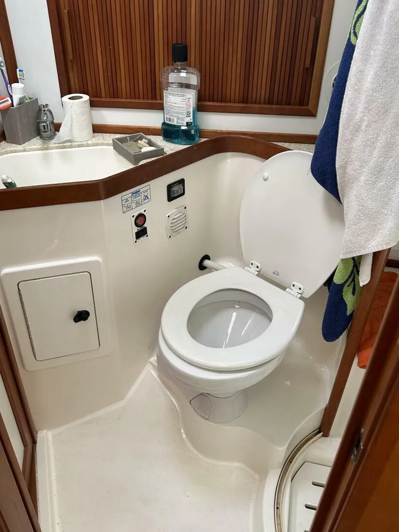 Slide: The Image of Sabre 36 Fly Bridge Sedan 2003 - 50