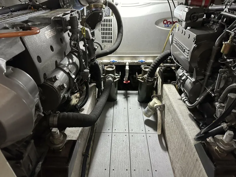 Slide: The Image of Sabre 36 Fly Bridge Sedan 2003 - 60