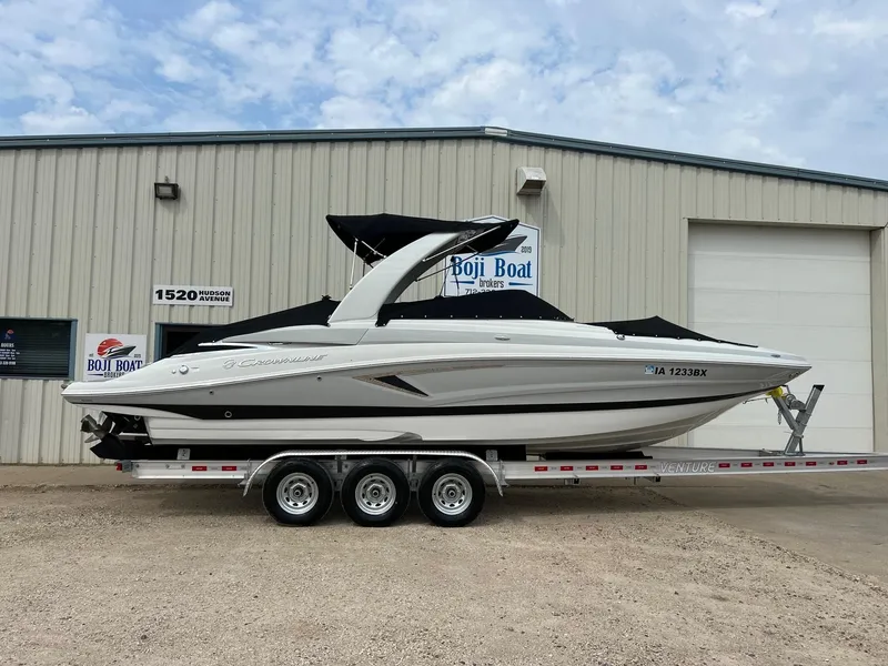 Slide: The Image of 2019 Crownline Eclipse E285 boat on trailer outside Boji Boat Brokers. - 48