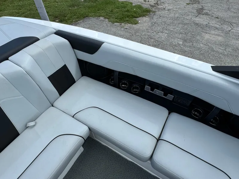 Slide: The Image of 2022 Malibu Wakesetter 20 VTX interior with white leather seating and modern design. - 41