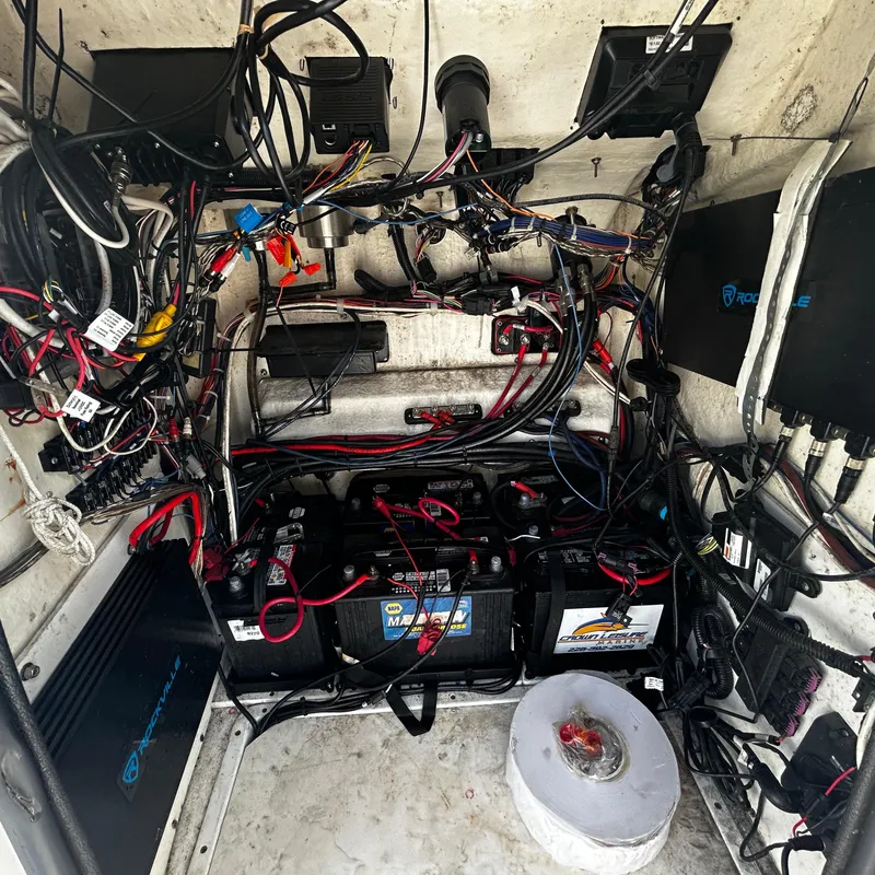 Slide: The Image of 2021 BlackJack 256 Bay boat electrical wiring and battery setup. - 22