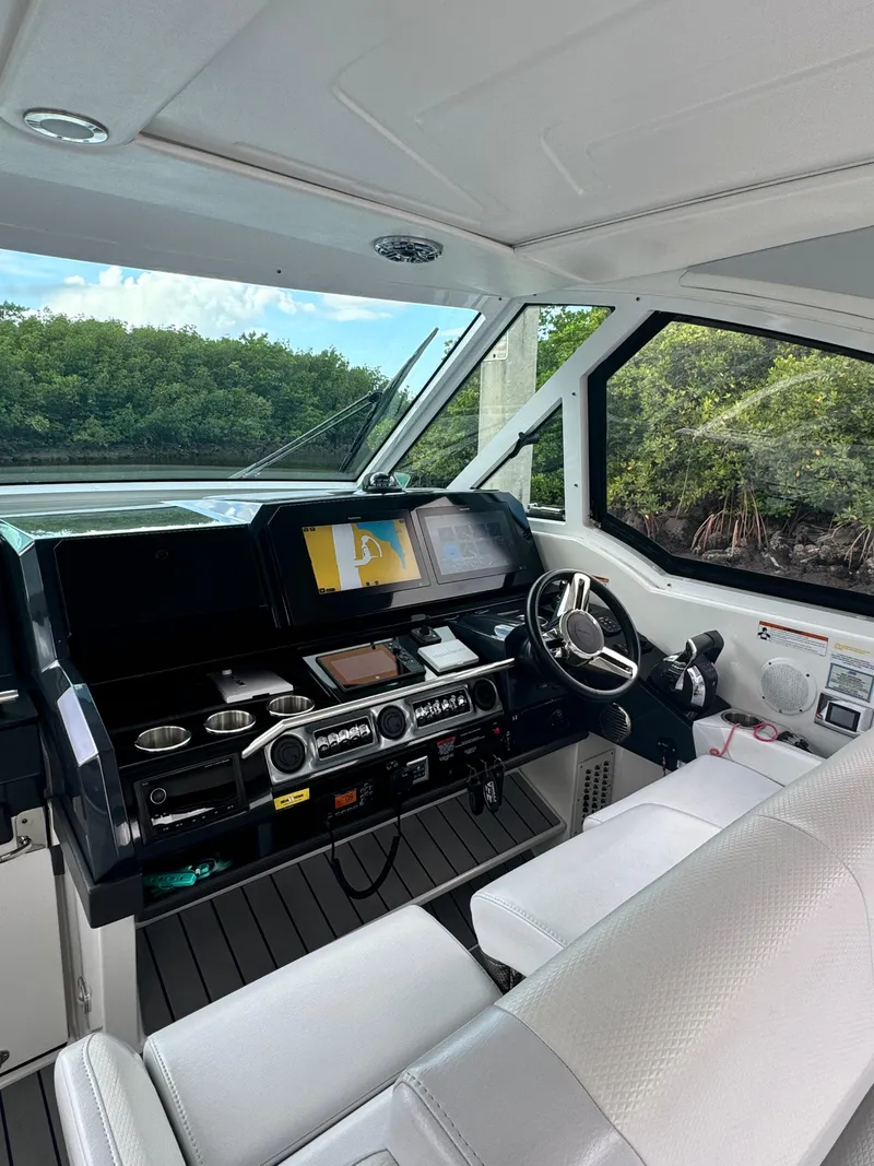 Slide: The Image of Formula 380 Super Sport Crossover OB 2021 - 52