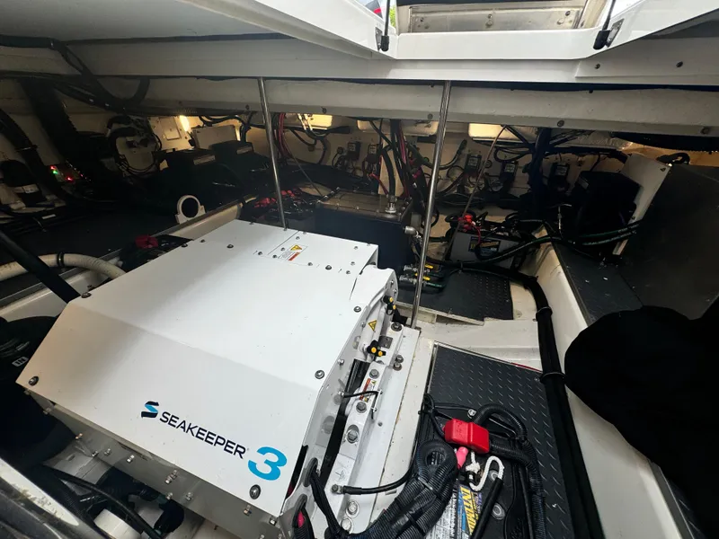 Slide: The Image of Formula 380 Super Sport Crossover OB 2021 - 62