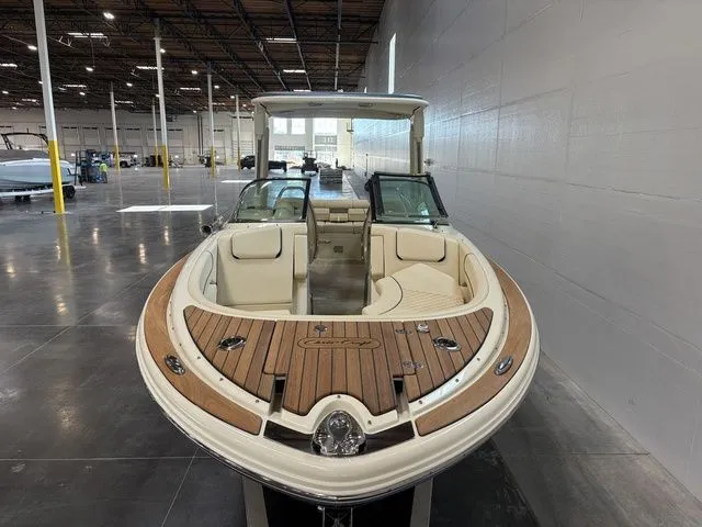 Slide: The Image of Chris-Craft Launch 28 GT 2025 - 14