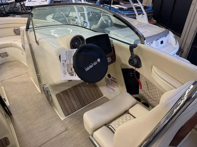 Slide: The Image of Chris-Craft Launch 28 GT 2025 - 7