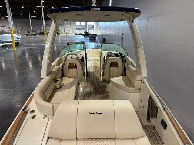 Slide: The Image of Chris-Craft Launch 28 GT 2025 - 9