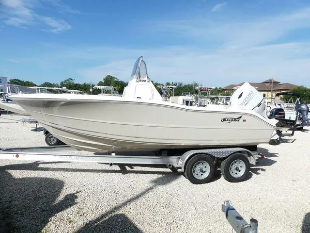 Slide: The Image of Bulls Bay 200 Center Console 2025 - 4