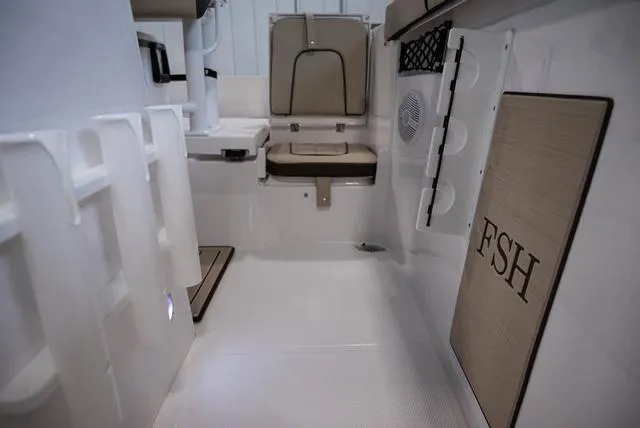 Slide: The Image of Yamaha 222 FSH Sport 2025 - 12