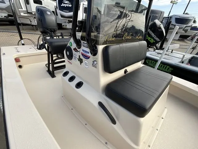 Slide: The Image of Majek 18 M2 2024 - 11