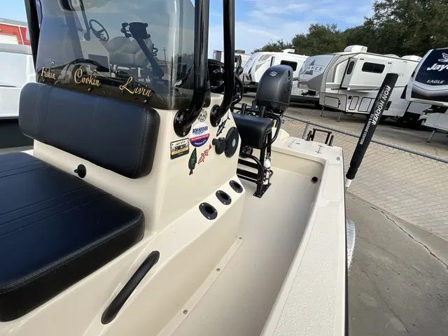 Slide: The Image of Majek 18 M2 2024 - 12