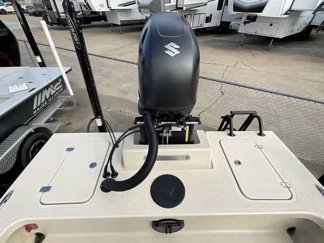 Slide: The Image of Majek 18 M2 2024 - 16