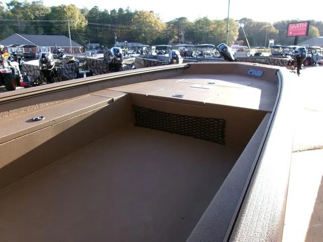 Slide: The Image of Xpress HD16DB 2026 - 6