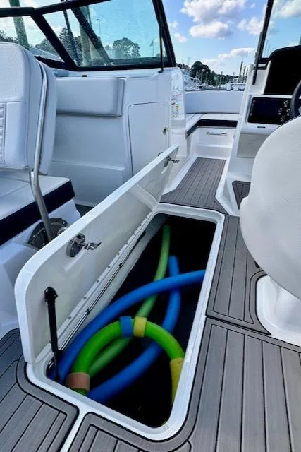 Slide: The Image of Sea Ray 21 SPX 2023 - 17