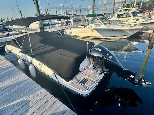 Slide: The Image of Sea Ray 21 SPX 2023 - 20