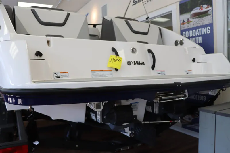 Slide: The Image of Yamaha SX220 2025 - 4