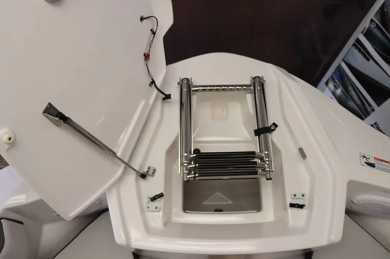 Slide: The Image of Yamaha SX220 2025 - 9