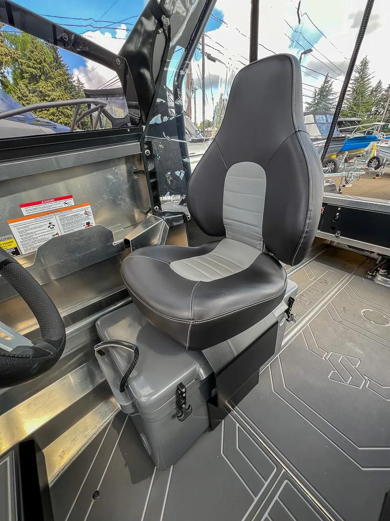 Slide: The Image of Stabi-Craft 1550 Fisher 2026 - 11