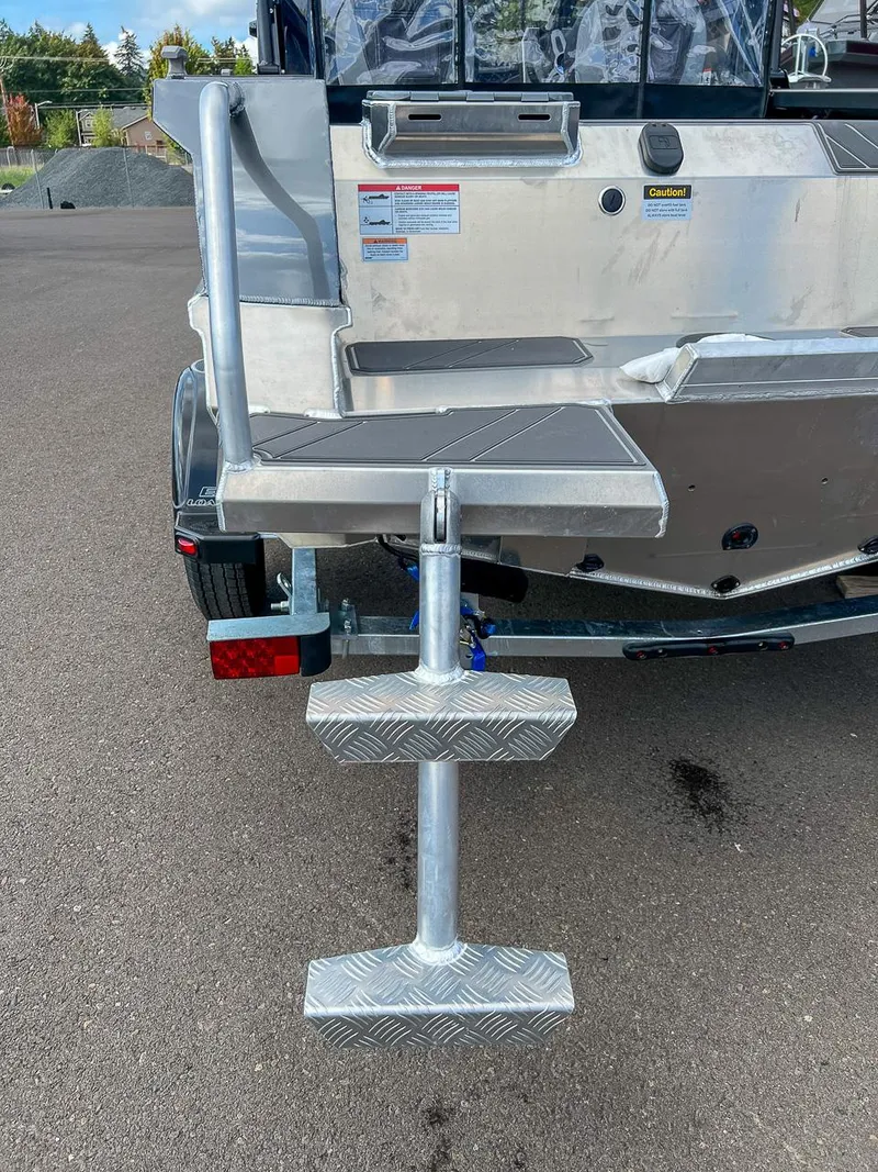 Slide: The Image of Stabi-Craft 1550 Fisher 2026 - 17